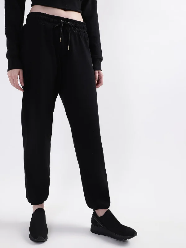 DKNY Women Black Regular Fit Sweatpant